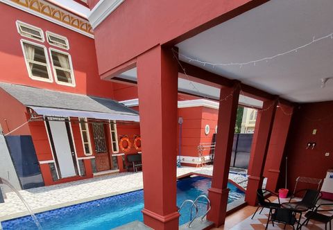Swimming Pool Villa Kota Bunga Victorian CC2-24 Puncak by Nimmala