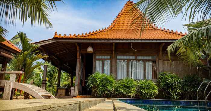 Bangunan Ono Joglo Resort and Convention Jepara