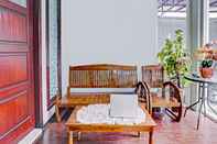 Lobby OYO 90572 Cyber Kost Bukit Dieng