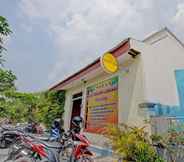 Exterior 3 SPOT ON 90586 Hagawa Syariah Homestay