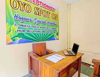 Lobi 2 SPOT ON 90586 Hagawa Syariah Homestay