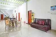 Common Space OYO 90587 Domen Homestay Syariah