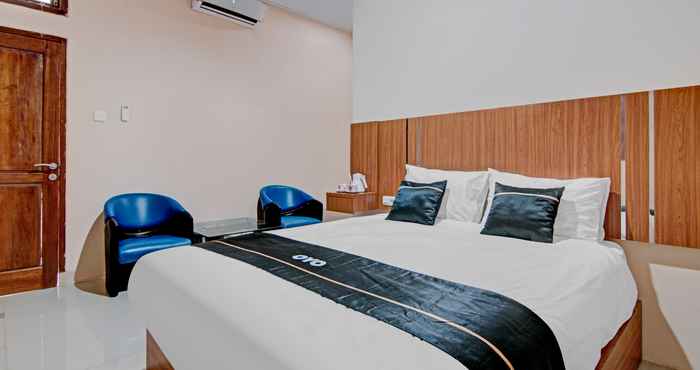 Kamar Tidur OYO 90591 Sanaya Guest House Syariah