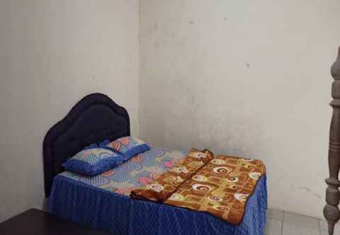 Kamar Tidur SPOT ON 90597 Pondok Novira