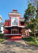 EXTERIOR_BUILDING Villa Kota Bunga Victorian AA3-9 Puncak by Nimmala