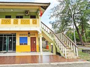 Bên ngoài 4 OYO 90315 Chalet Pantai Rantau Panjang