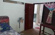 Bedroom 6 Homestay Mas Arjuna - Female Only