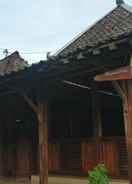 EXTERIOR_BUILDING Homestay Mbah Mul