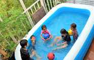 Kolam Renang 2 NILA HOUSE, Sharia Family Home Stay