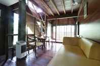 Common Space NILA HOUSE, Sharia Family Home Stay