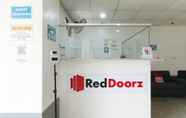 Lobby 4 RedDoorz @ Pasay Centrale Hotel