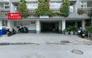 Exterior 2 RedDoorz @ Pasay Centrale Hotel