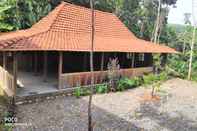 Luar Bangunan Homestay Rahayu