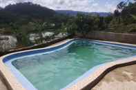 Swimming Pool De Salak Homestay