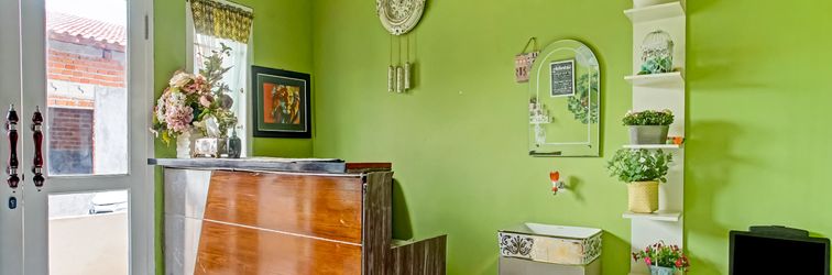 Lobby OYO 90602 Guest House Marisa Syariah