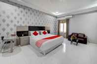 Bedroom Capital O 90601 Hotel Meuligoe
