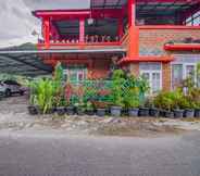 Bangunan 4 OYO 90506 Bunga Sonsang Homestay Syariah