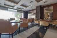 บาร์ คาเฟ่ และเลานจ์ Hotel Grand Malebu