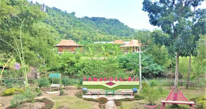 Bangunan Taman Nggirli Camping & Play Ground