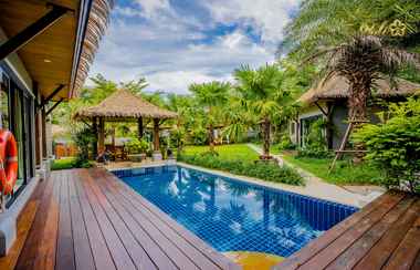 Swimming Pool 2 Bali Pool Villa 