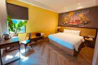 Bilik Tidur Nite & Day Hotel Candi Simpang Lima Semarang