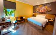 Kamar Tidur 2 Nite & Day Hotel Candi Simpang Lima Semarang