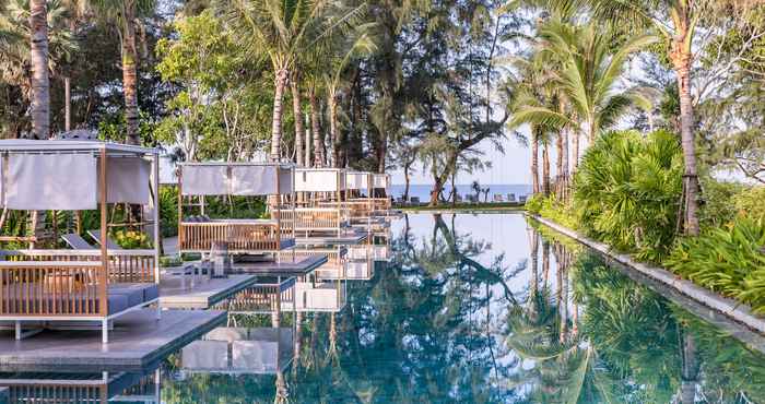 สระว่ายน้ำ MELIÁ PHUKET MAI KHAO 