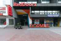 Bangunan RedDoorz Hostel @ Dormus España