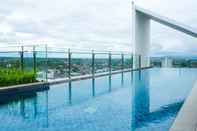 Swimming Pool Cozy Room at Apartemen Uttara The Icon