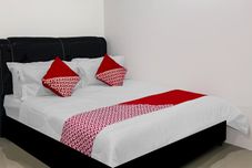 Bedroom OYO 90609 Mimi & Coco Homestay