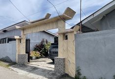Exterior 5 OYO 90616 Jojo Residence Syariah