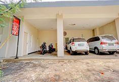 Exterior 3 OYO 90623 Sengkaling Indah Family Guest House