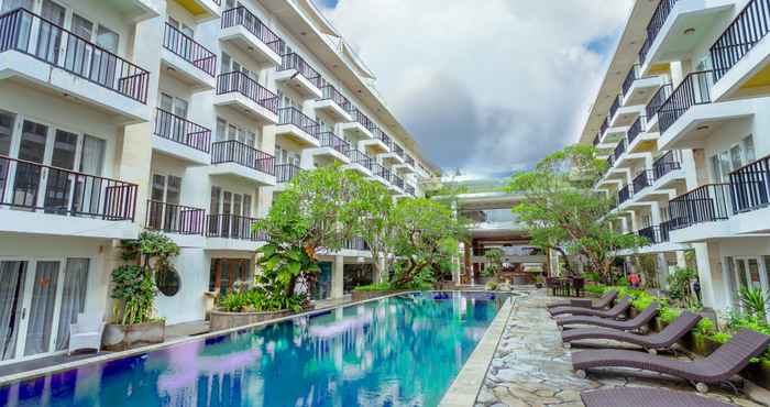 Swimming Pool New Jimbaran Hotel