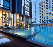 Swimming Pool 3 Mangkuluhur ARTOTEL SUITES