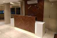 Lobby Hotel Syariah 99 by VRV