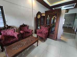 Sảnh chờ 4 OYO 90633 Graha Dirham Homestay