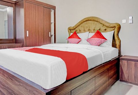 Bedroom OYO 90634 Wisma Anisa Syariah