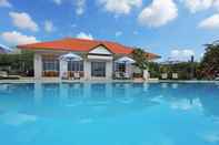 Swimming Pool Quarantine Hotel - Sky Star Beach Resort