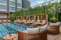 Swimming Pool Melia Chiang Mai