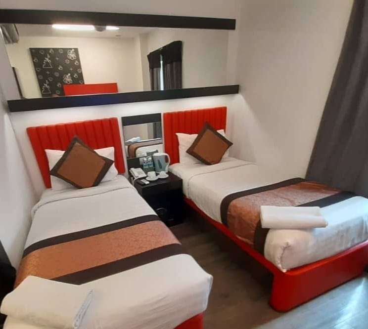 Harga kamar Lazdana Hotel Kuala Lumpur, Medan Tuanku untuk tanggal 27
