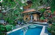 Exterior 6 Umah Bidadari Villa