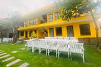 Exterior Nana Lee Homestay & Restaurant