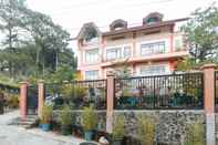 Exterior E & M Summer Guesthouse Baguio