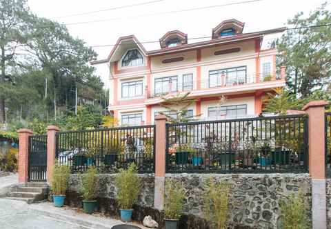 Exterior E & M Summer Guesthouse Baguio