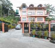 Exterior 2 E & M Summer Guesthouse Baguio