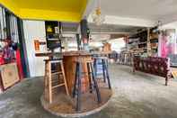 Bar, Cafe and Lounge OYO HOME 90295 Beacon Homestay Kuching