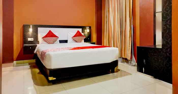 Kamar Tidur OYO 90660 Star Hotel Syariah