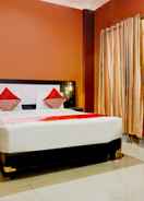 BEDROOM OYO 90660 Star Hotel Syariah