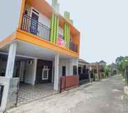 Exterior 4 OYO 90659 Griya Tentrem Syariah Lampung