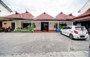 Bangunan 3 OYO 90676 Oryza Hotel